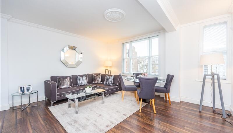 2 bed property in 39 Hill Street, London, London